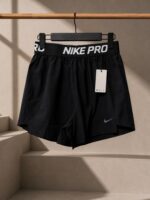 شلوارک ورزشی زنانه Nike Pro فروشگاه ورزشی دات آی آر گوهردشت کرج - Image 4